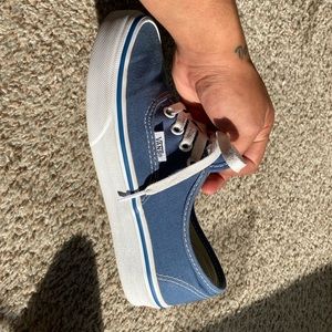 Blue low Vans 🦋